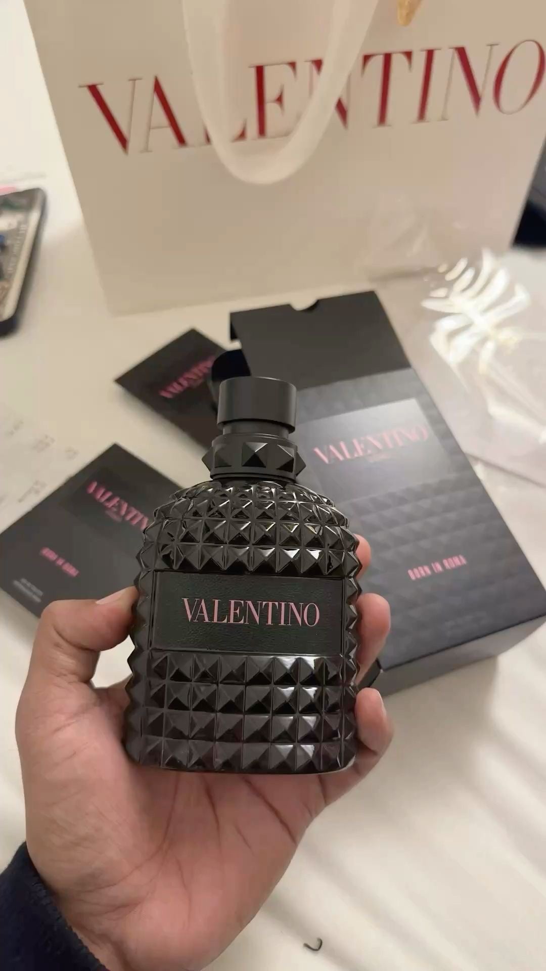 Valentino Uomo Born In Roma EDT espray para hombre de 3.4 onzas
