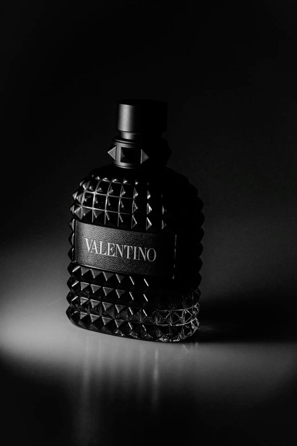 Valentino Uomo Born In Roma EDT espray para hombre de 3.4 onzas